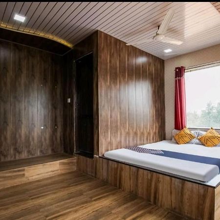 New Natraj Hotel Chikhaldara Exterior photo